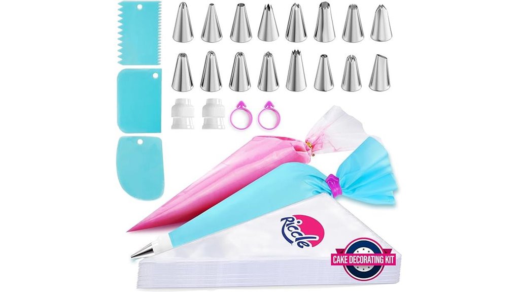 124 piece cake decorating kit