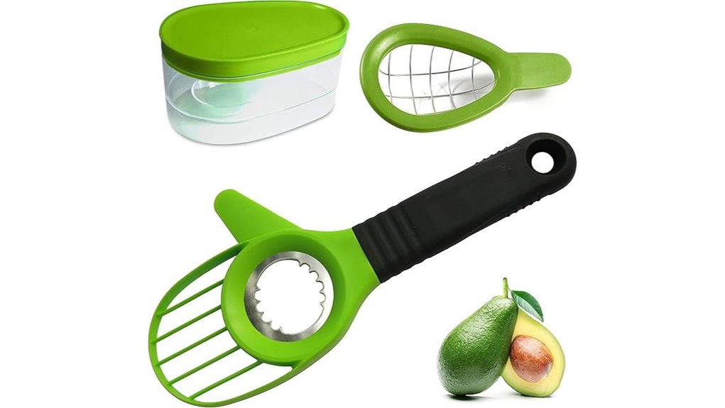 avocado slicer with pitter keeper