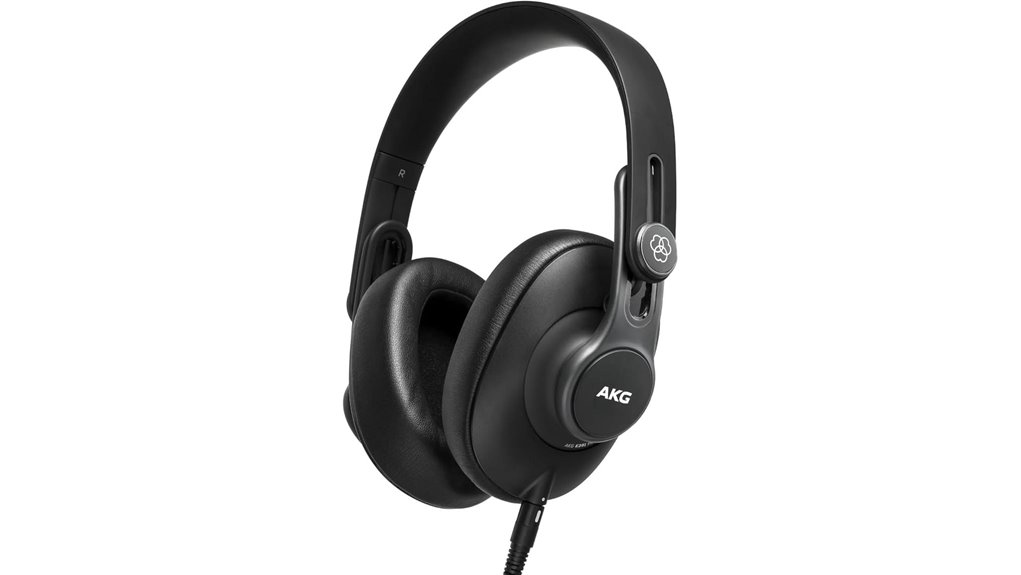 closed back studio over ear headphones