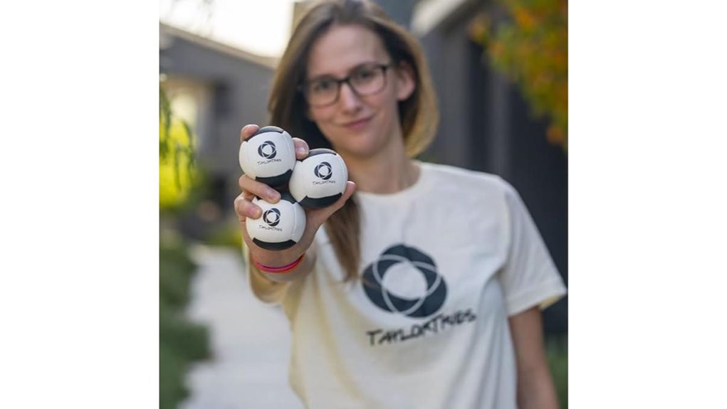 zeekio taylor beginner juggling balls